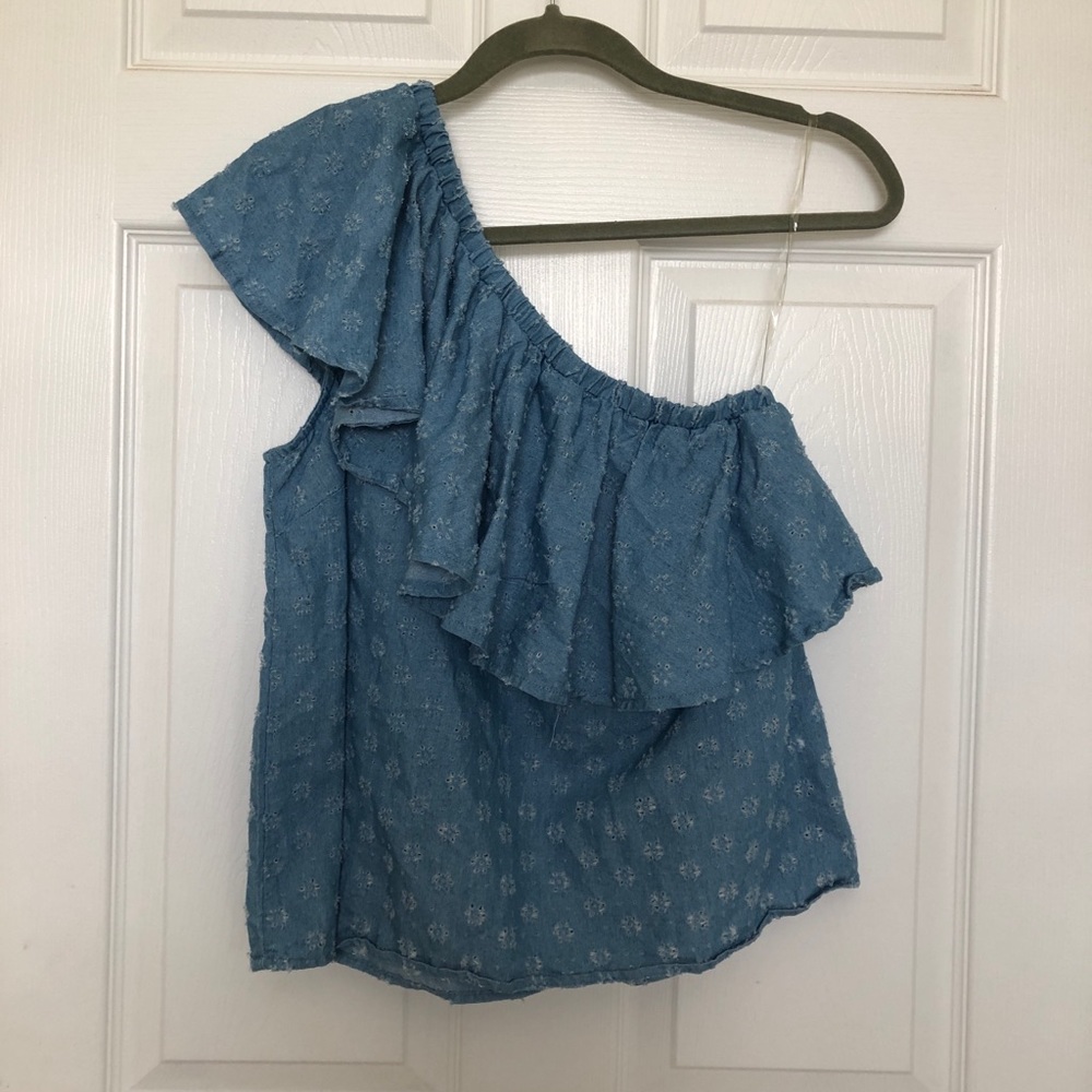 One shoulder chambray top